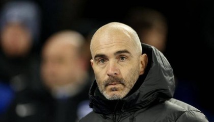 纽卡2-0战胜切尔西：双中场破门展现战术优势，埃迪豪策略获胜关键