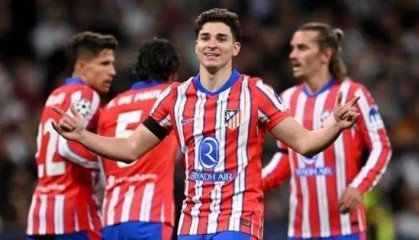 巴萨92分钟绝杀，逆转马竞2-0，皇马失榜首，西甲争冠变数