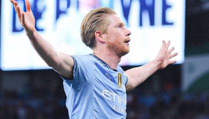 意甲冠军首签敲定，德布劳内加盟，2+1合同+1000万签字费