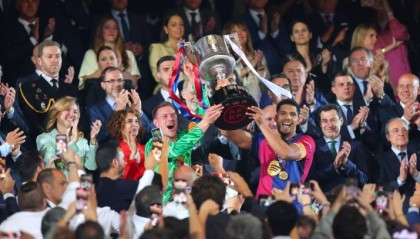 巴萨本赛季正处在同时夺得三项欧冠冠军的边缘