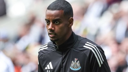 还来？！伊萨克向纽卡申请离队 利物浦创英超纪录报价