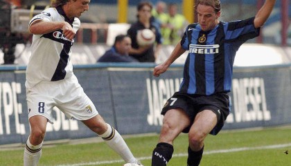 名宿:邓弗里斯是被低估的实用型球员 这是国米赢费耶诺德最佳时机