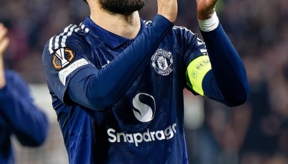 曼联的无尽赛季！14000公里长途跋涉只为球迷和收入