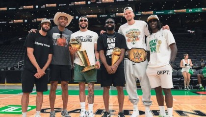 绿军超市甩卖力度太惊人 霍乐迪+波津离队只是开端？