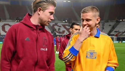 10年中场核心不退役，33岁德布劳内：我会继续踢球，还不知道去哪